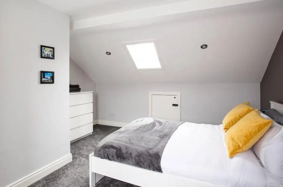 City Haven Modern 3 Bed- Spacious, Sleeps 6 Belfast Lägenhet